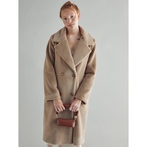 NWT Reformation Hank Coat in Camel